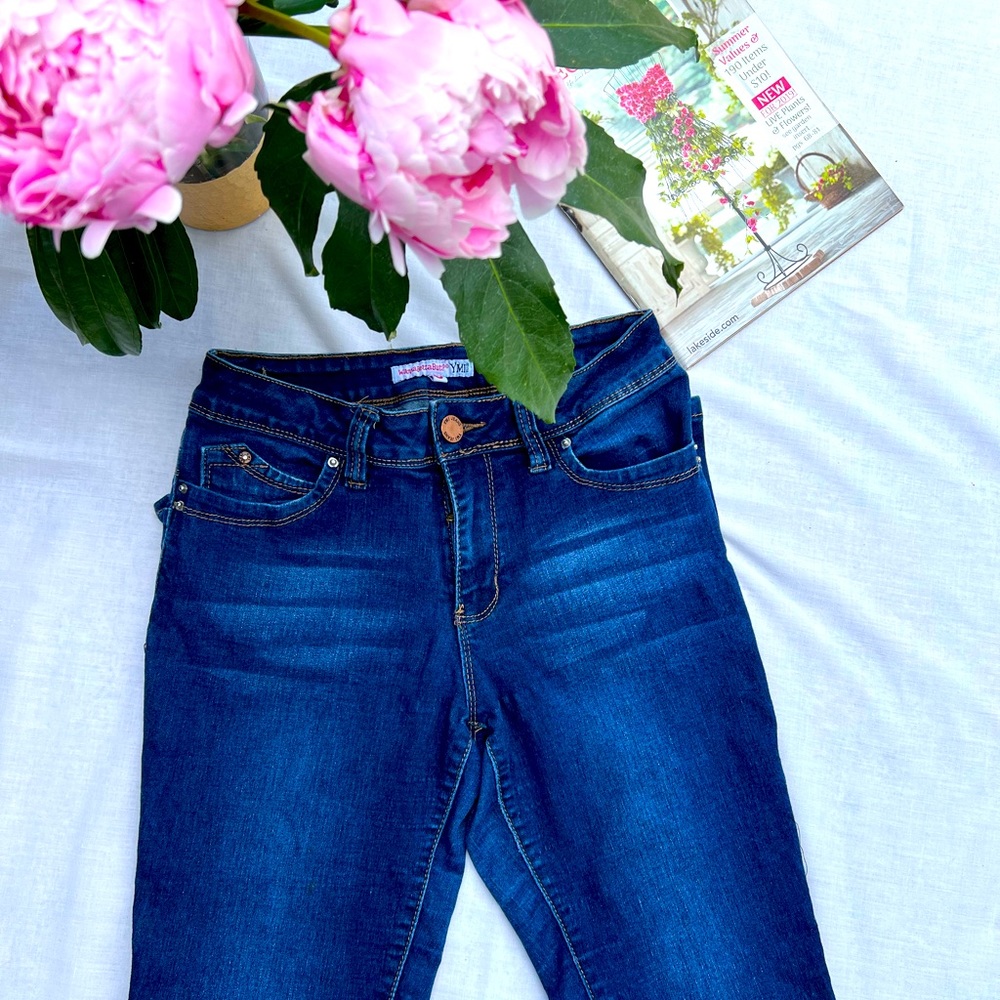 WannaBettaButt? YMI Pants Mid Rise